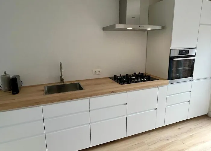 Holiday home Spaanse Galeien 13