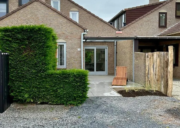 Holiday home Spaanse Galeien 13 *